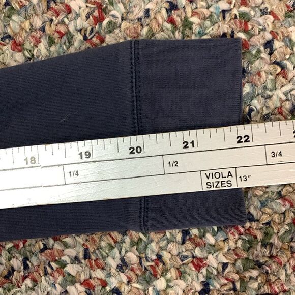 Vineyard Vines Navy Whale Crossed Hockey Sticks LS Pocket T-Shirt Size M 12-14 - Picture 10 of 10